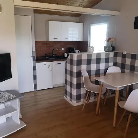 Lodge Letniskowy *
